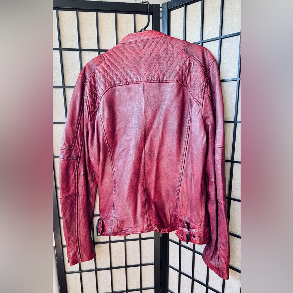 Men's Red Leather Jacket - Picture 5 of 11